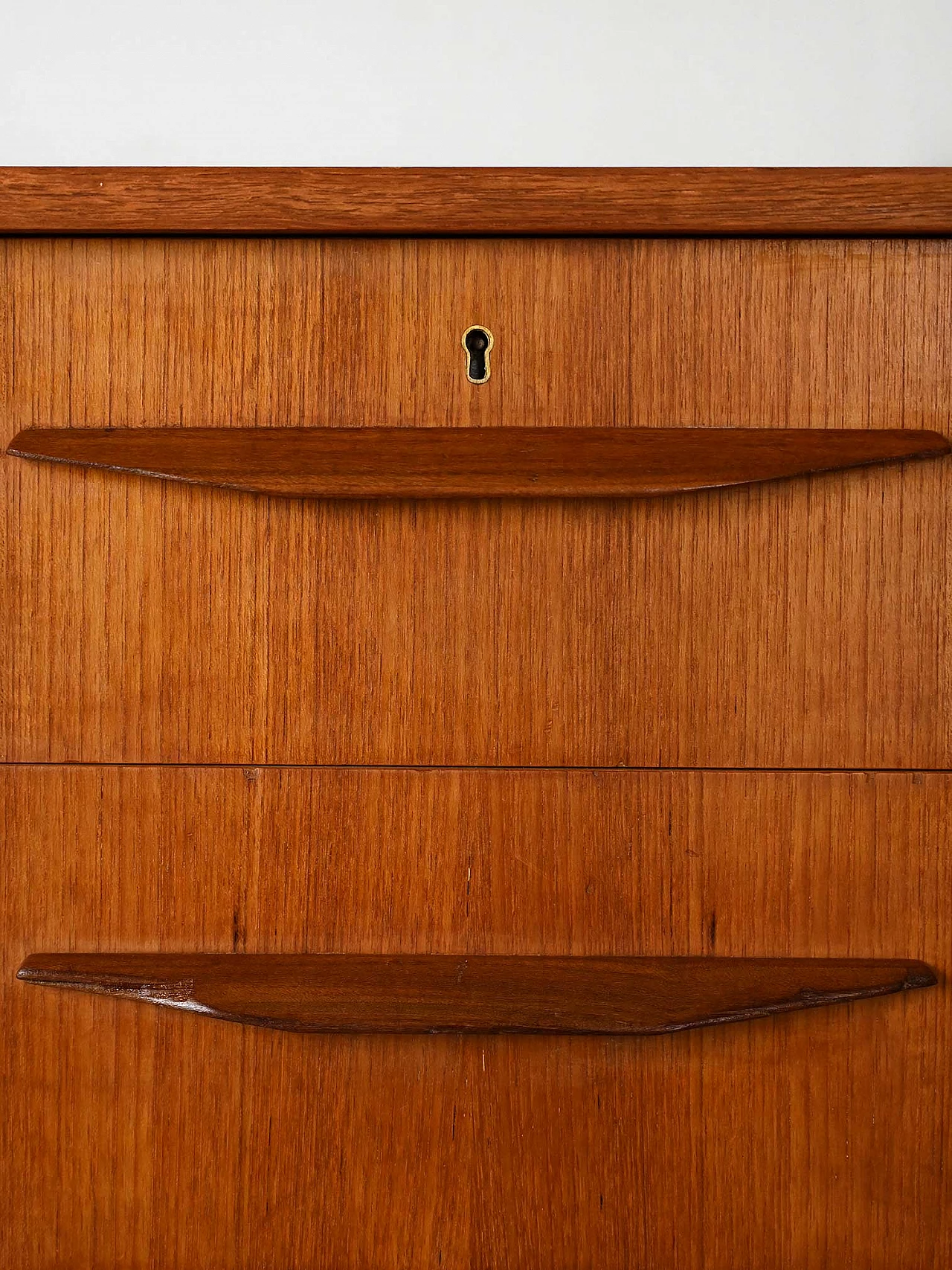 Teak chest of drawers with wooden handles, 1960s 9