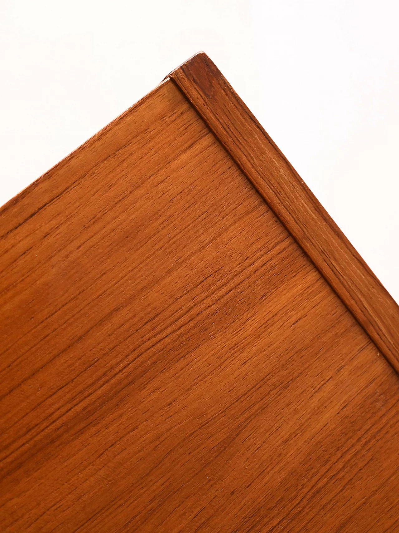 Chest of drawers in teak with rounded brass handles, 1950s 5