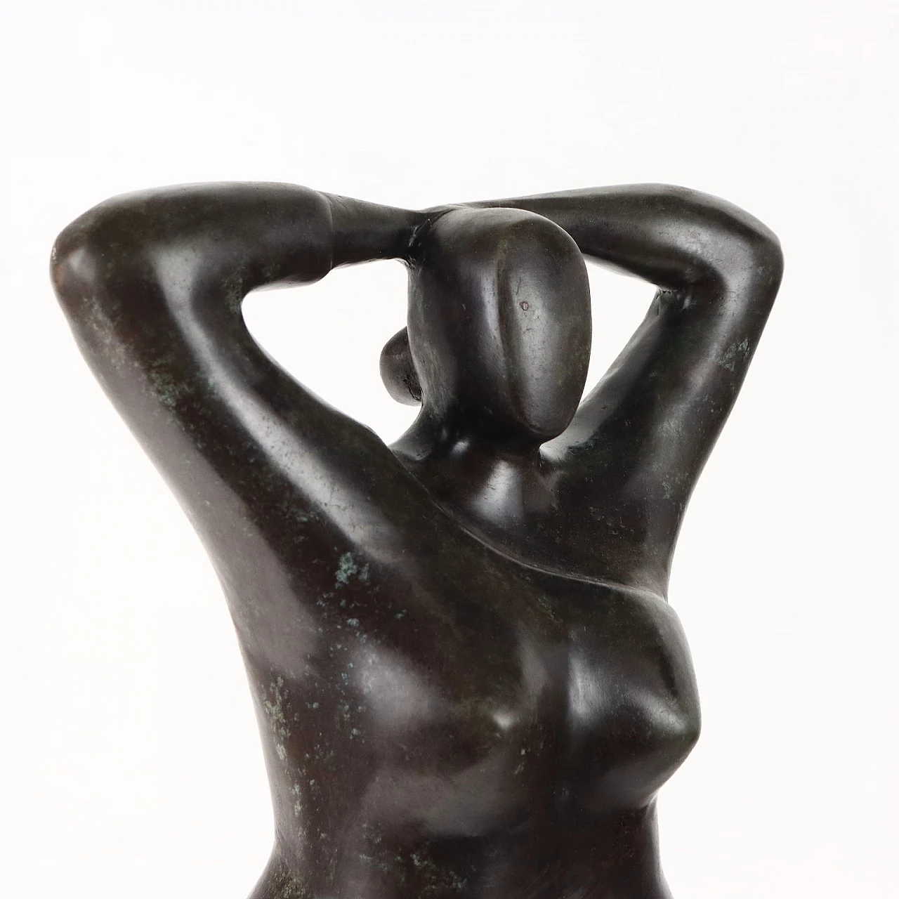 Icart, scultura in bronzo di figura femminile 3