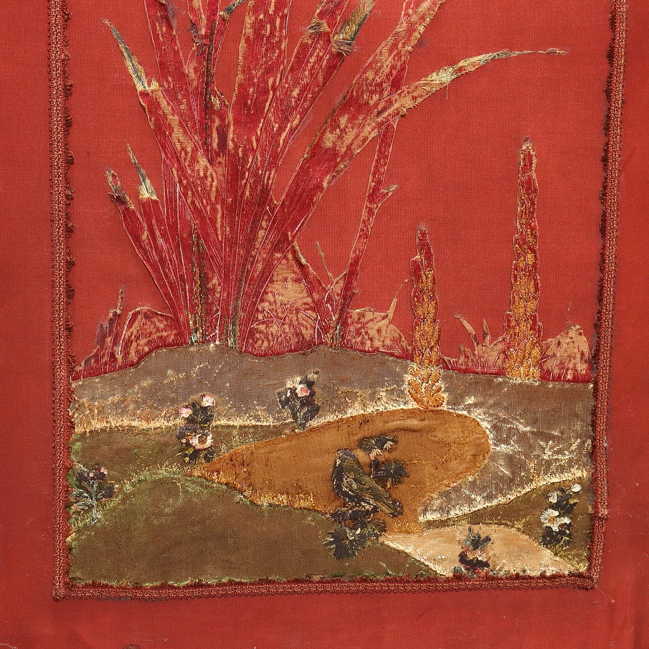 Chinoiserie-style screen with embroidered silk covering, early 20th century 7