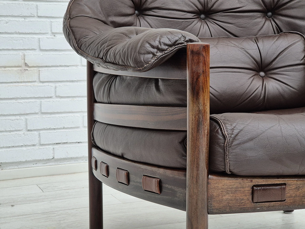 Armchair in brown leather and beech wood by Arne Norell, 1970s 8