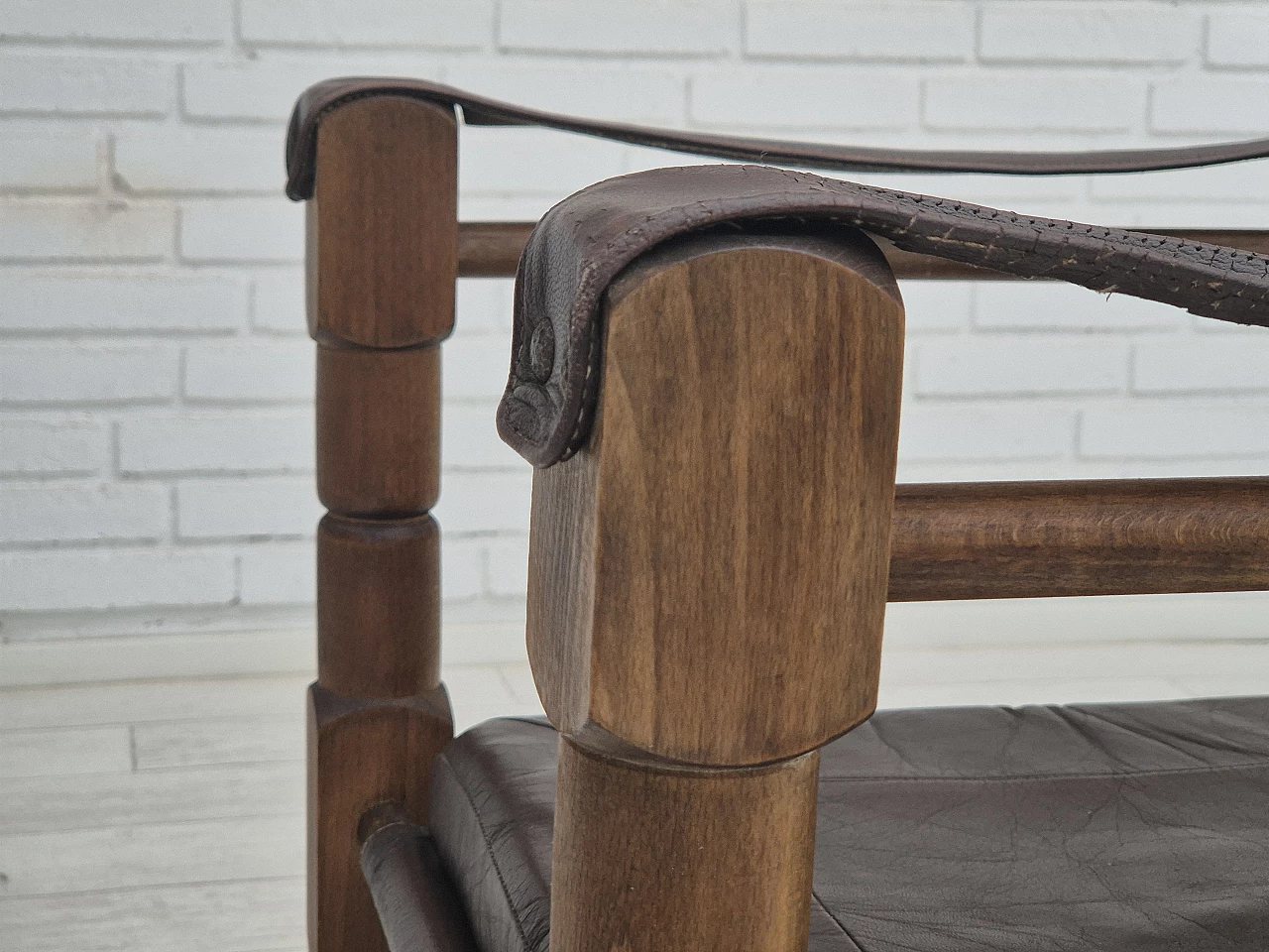 Poltrona safari in pelle marrone e faggio, anni '60 12