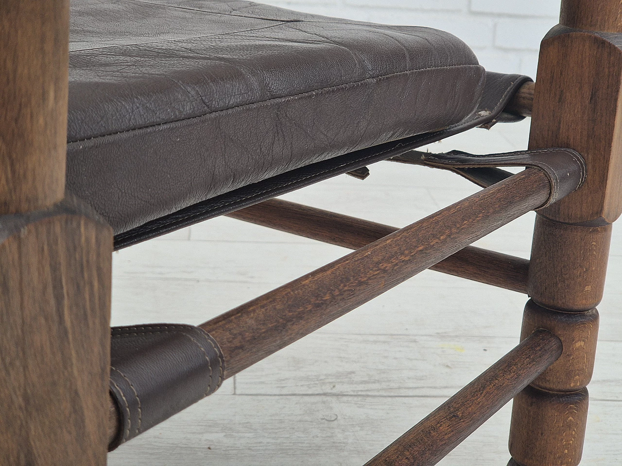 Poltrona safari in pelle marrone e faggio, anni '60 14