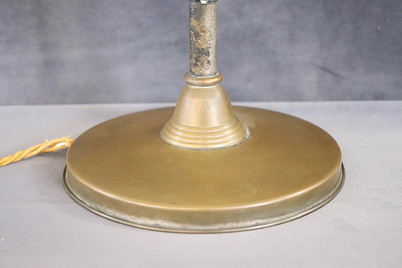 Lampada da tavolo regolabile in ottone, faggio e vetro, anni '30 4