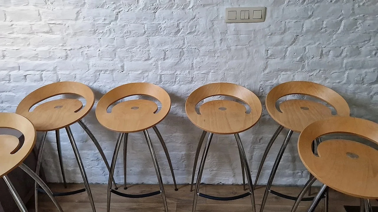 6 Lyra beech stools by Design Group Italia for Magis 9
