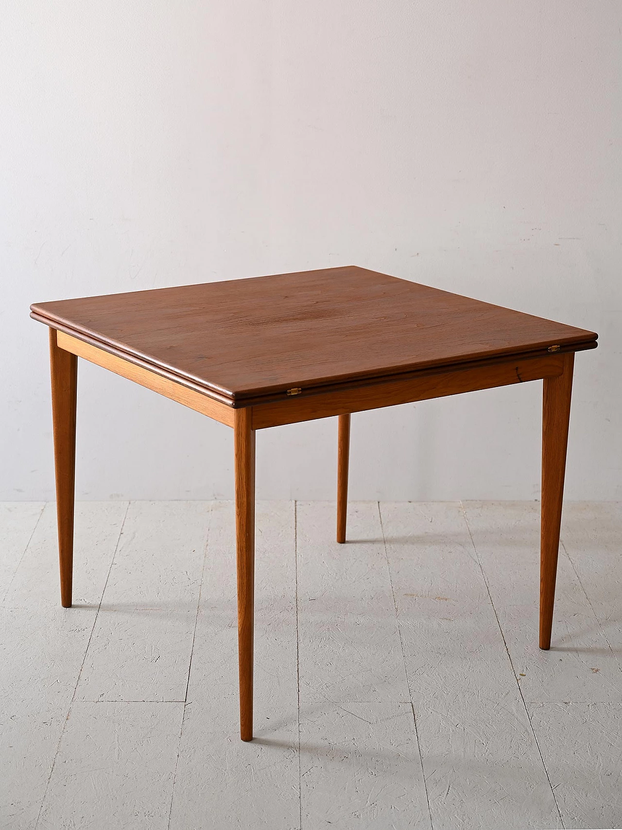 Tavolo quadrato allungabile in teak, anni '60 5