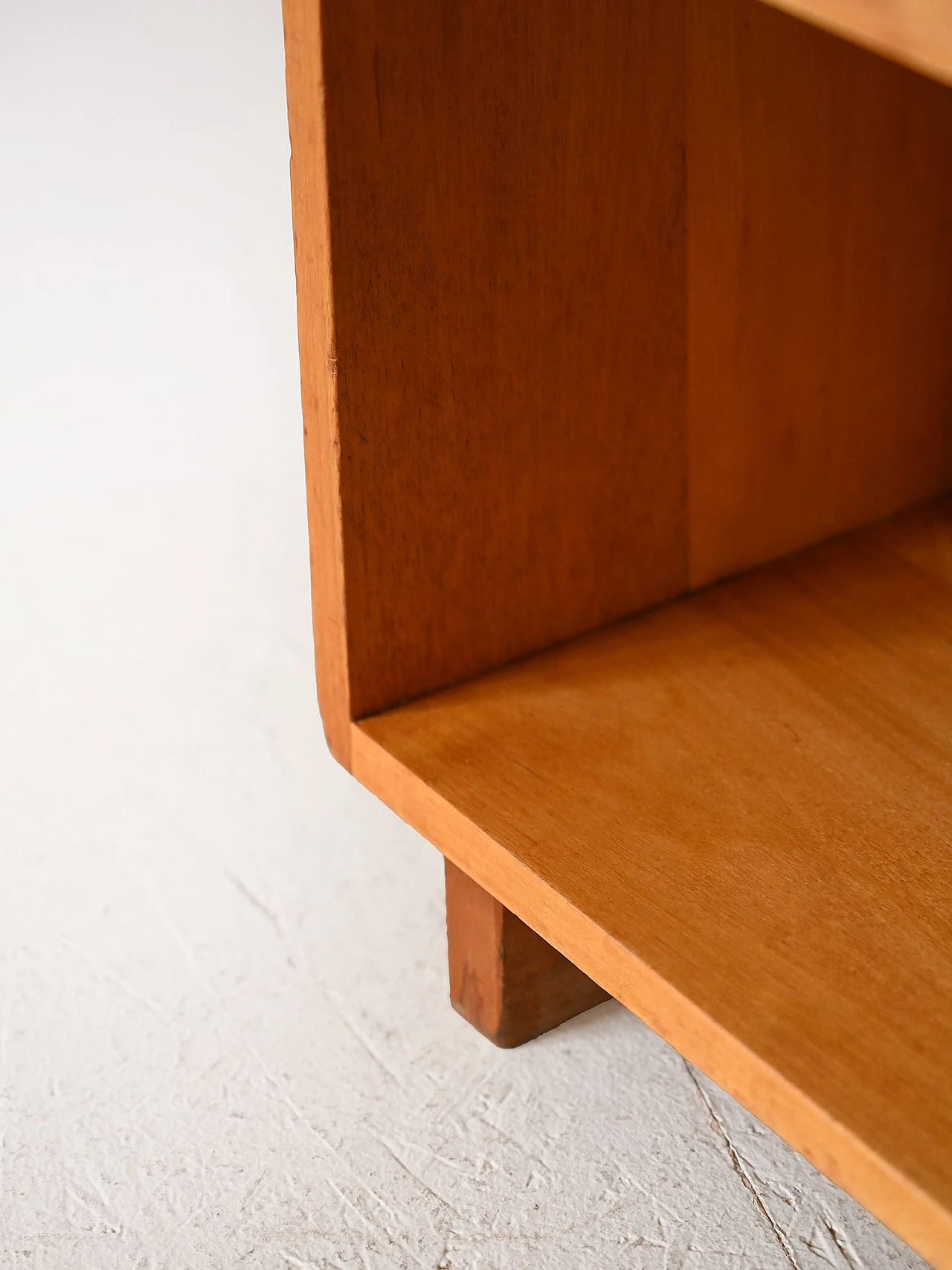Birchwood bookcase with double support, 1960s 7
