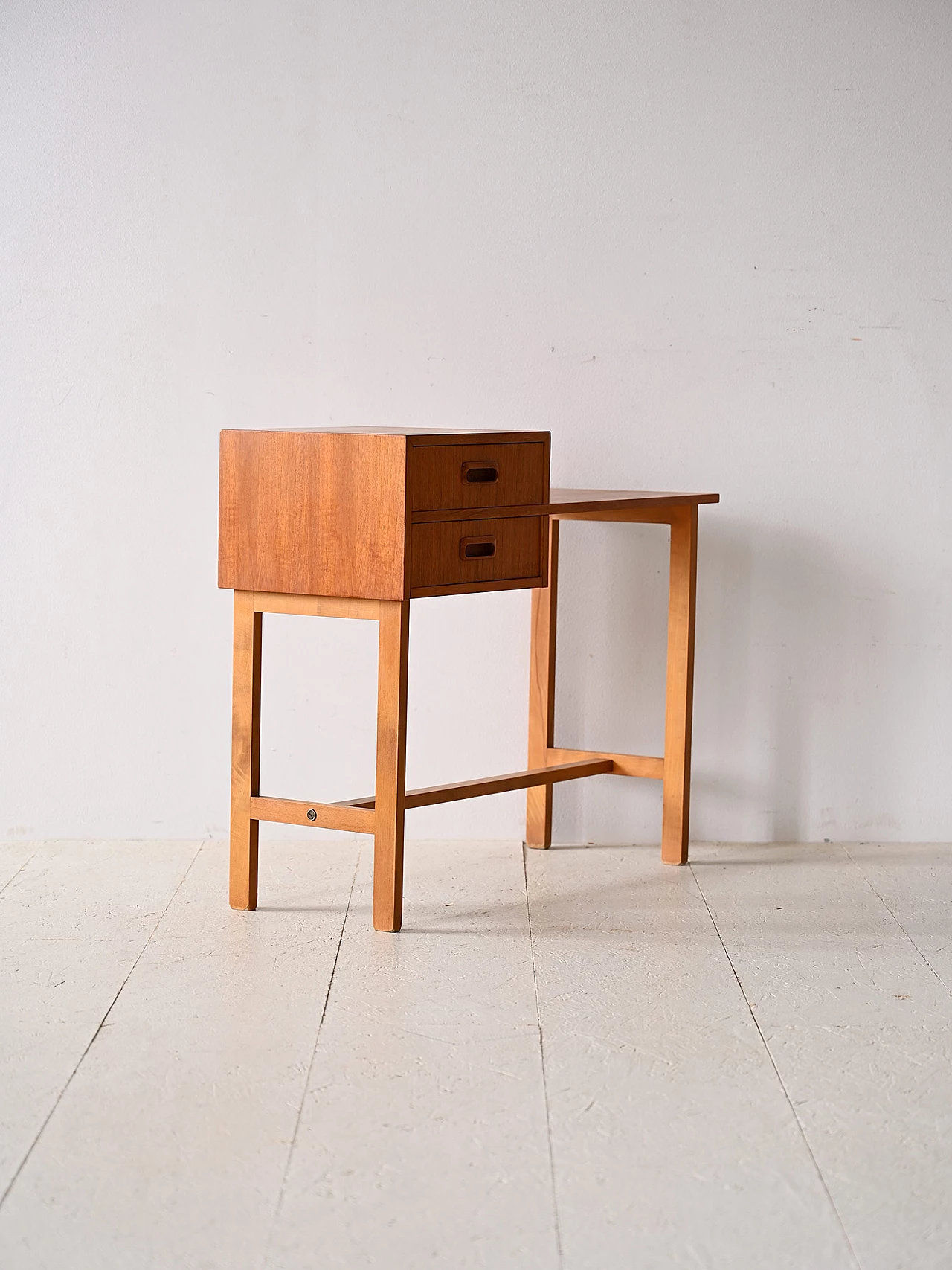 Consolle in teak con due cassetti, anni '60 3