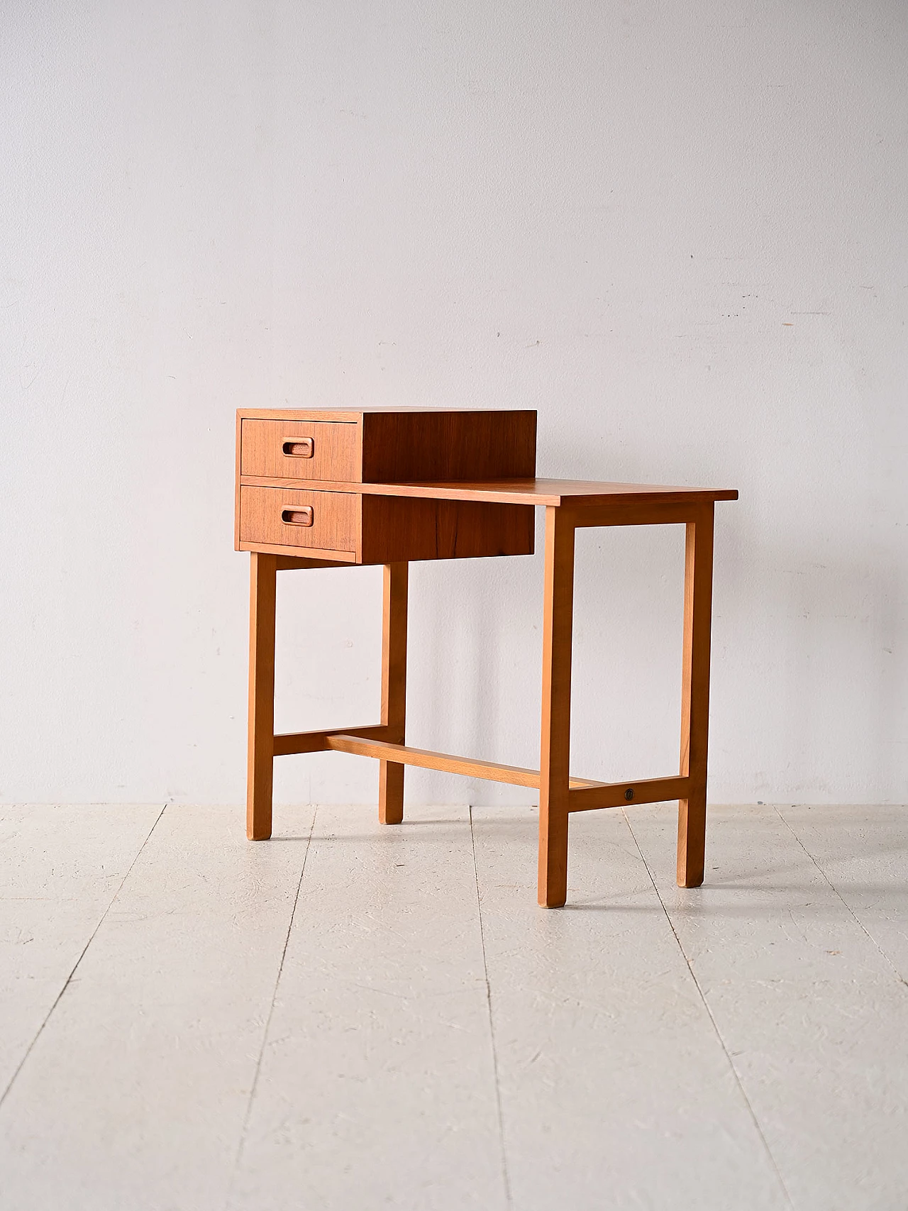 Consolle in teak con due cassetti, anni '60 4