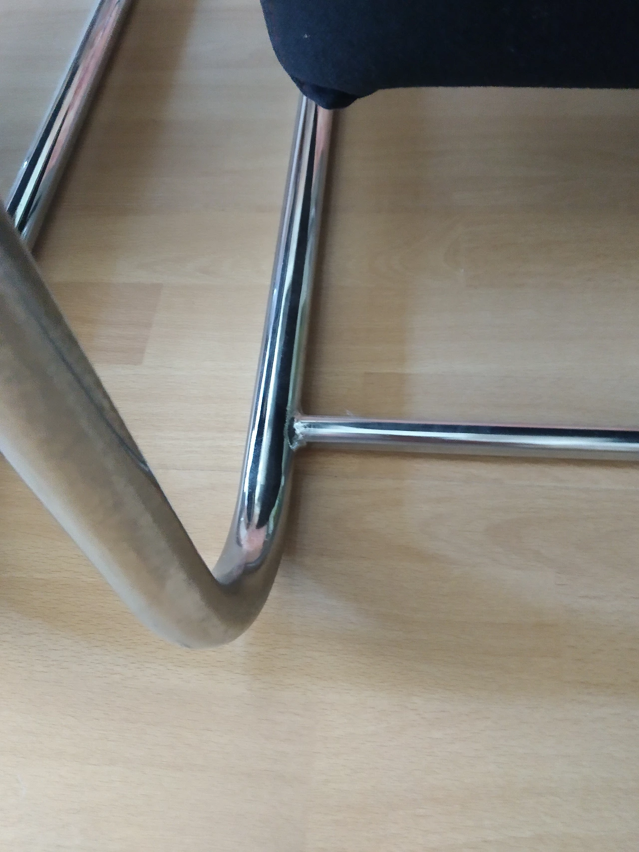 Coppia di poltrone Gipsy in tessuto antracite di Felicerossi 28