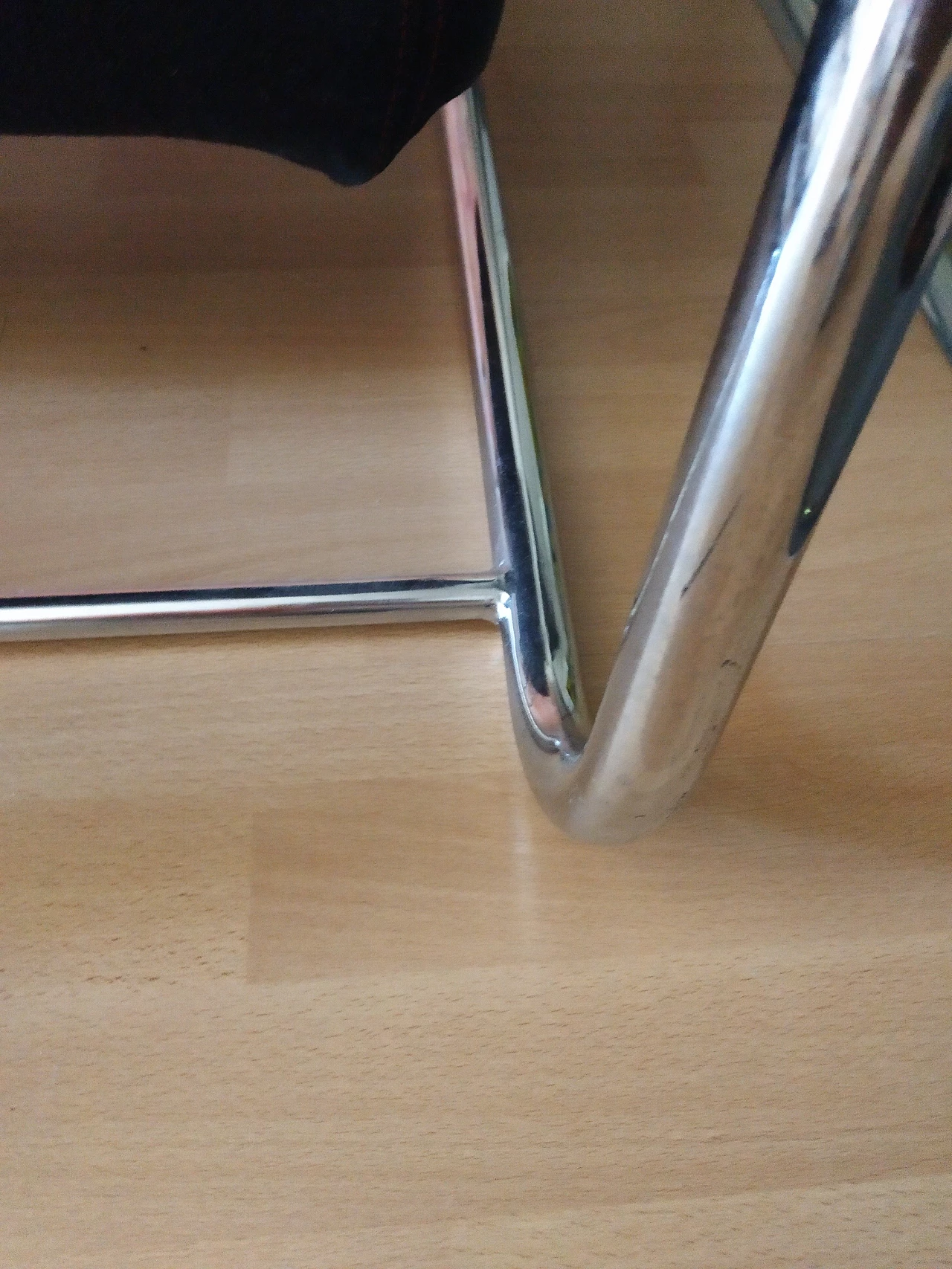 Coppia di poltrone Gipsy in tessuto antracite di Felicerossi 75