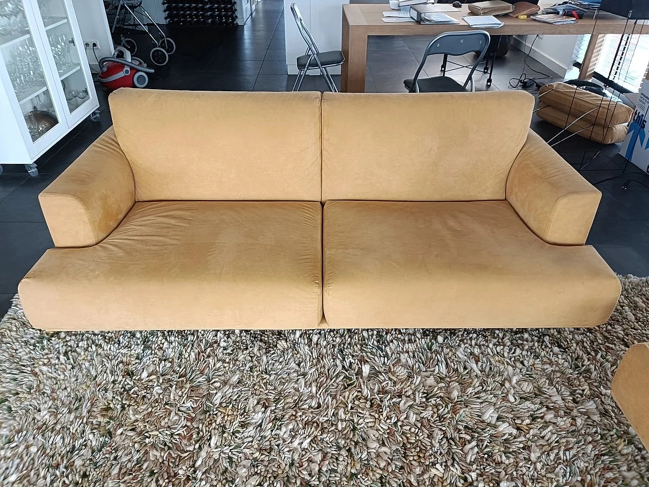Divano 190 e poltrona 120 XL in alcantara di Piero Lissoni per Cassina 10