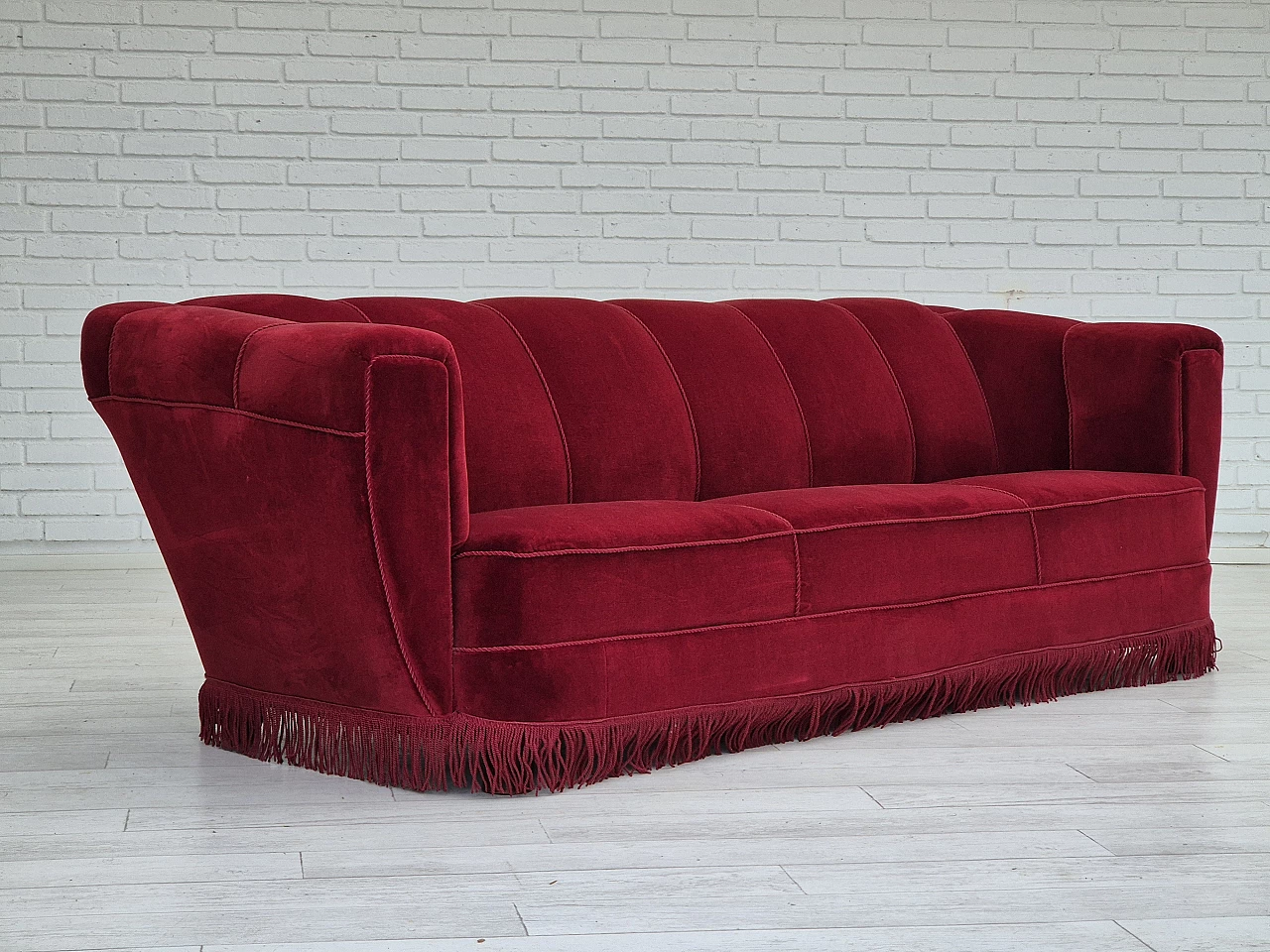 Danish 3-seater sofa in oak and red velour, 1960s 3