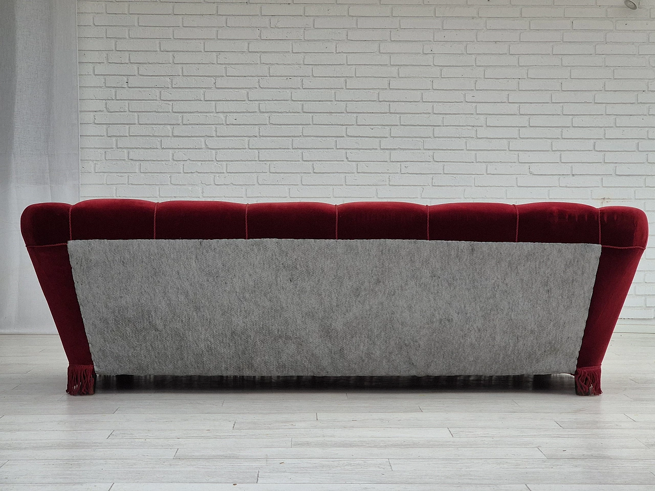 Danish 3-seater sofa in oak and red velour, 1960s 6