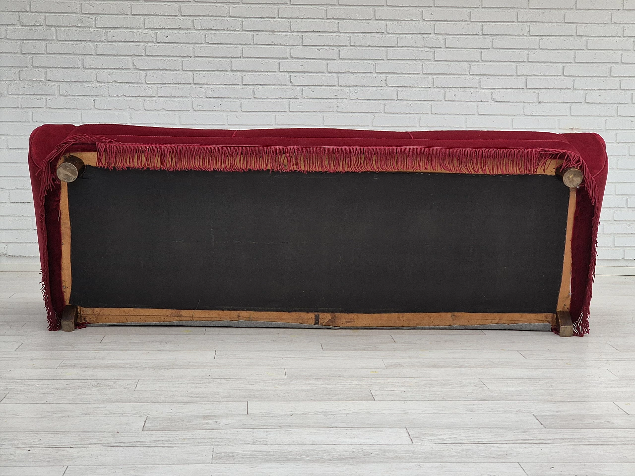 Danish 3-seater sofa in oak and red velour, 1960s 14