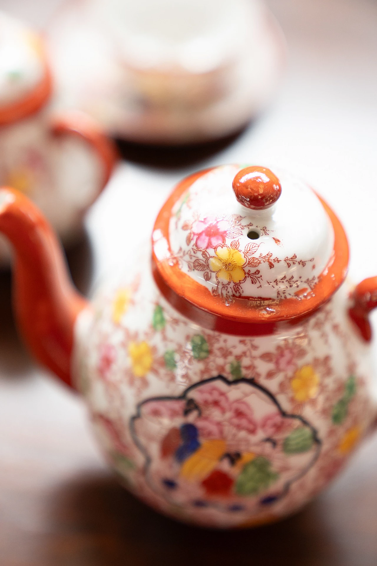 Japanese painted porcelain tea set, 1970s 10