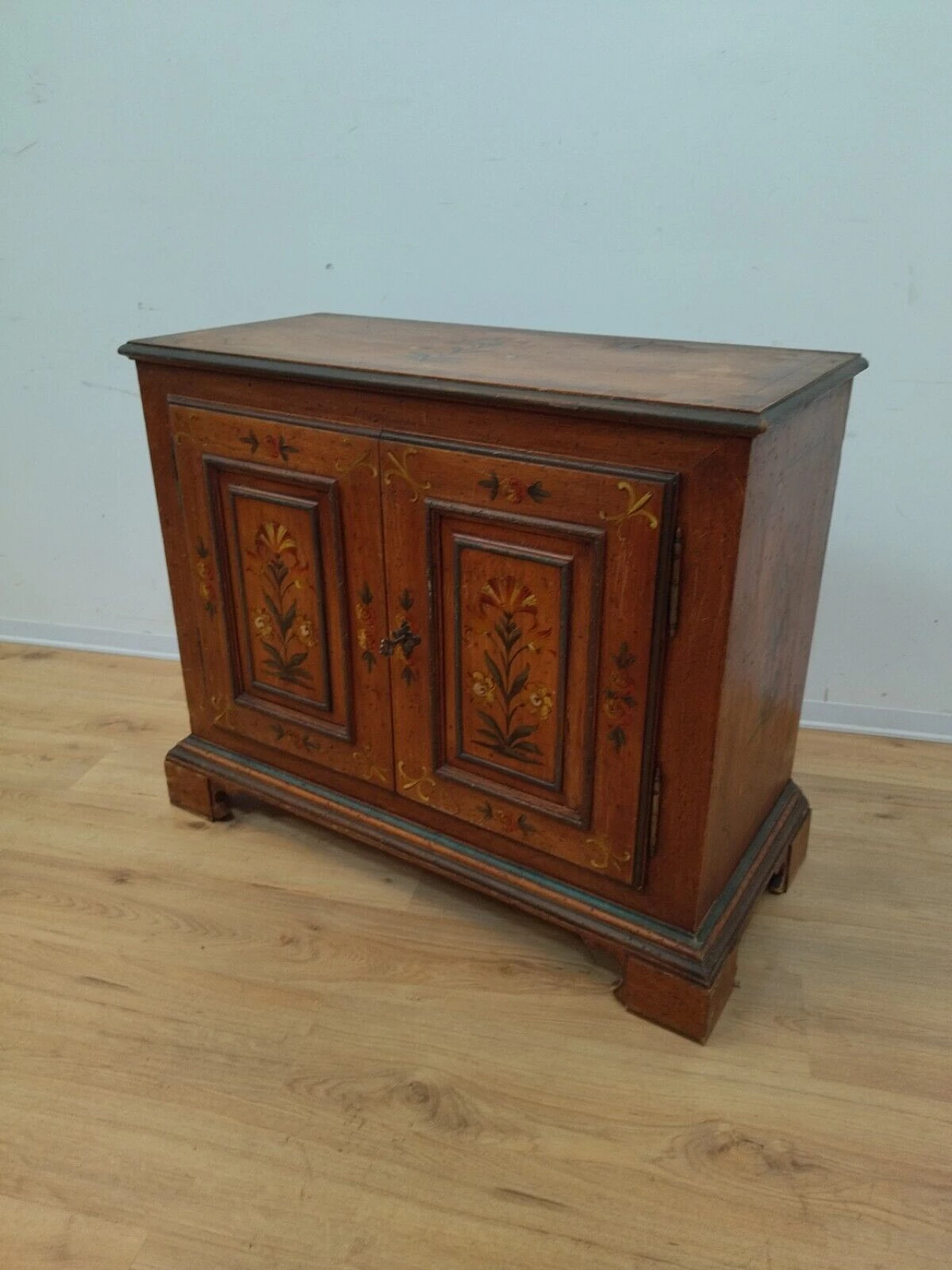 Tyrolean lacquered and painted wooden sideboard, 1950s 8