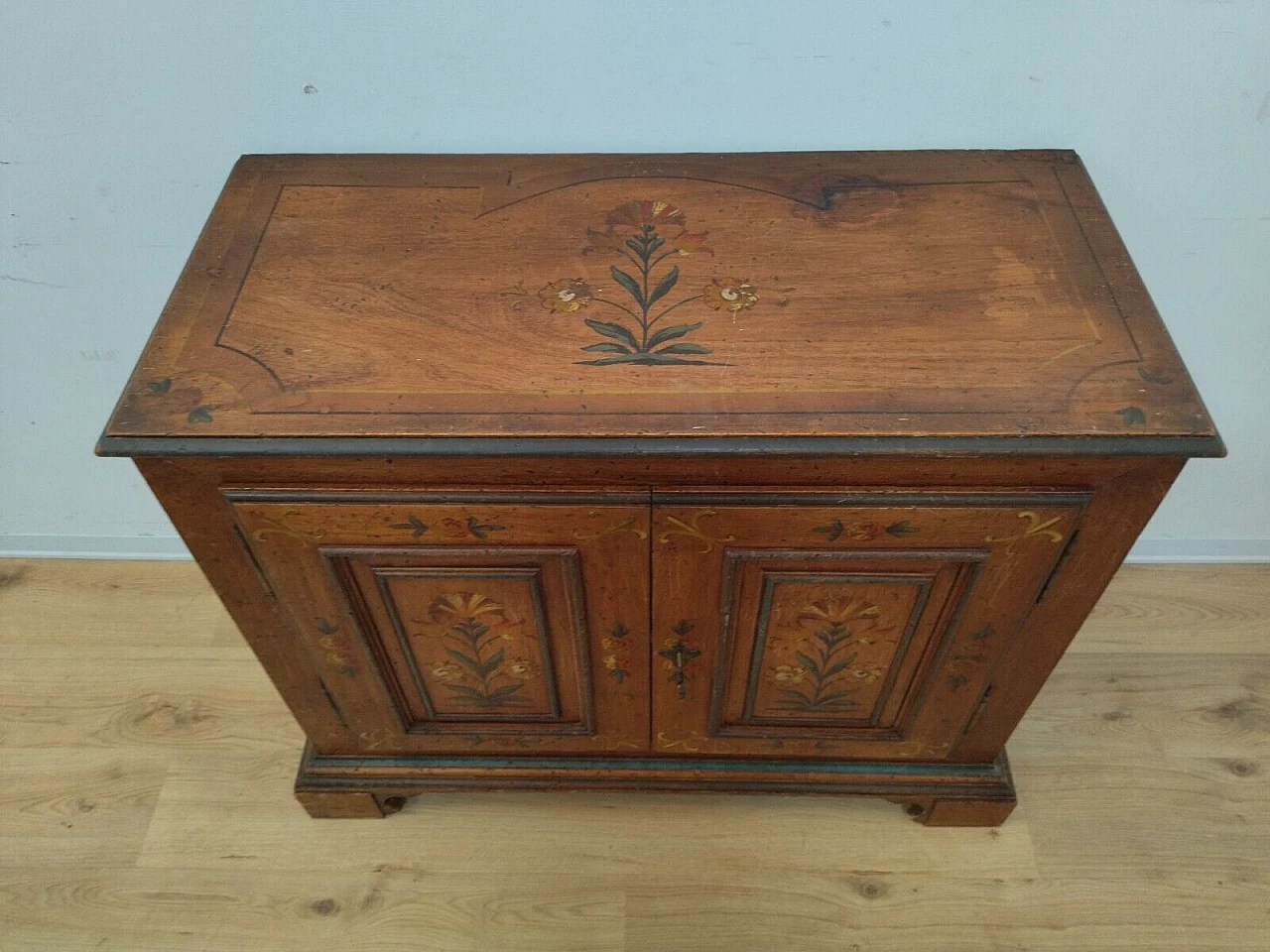 Tyrolean lacquered and painted wooden sideboard, 1950s 15