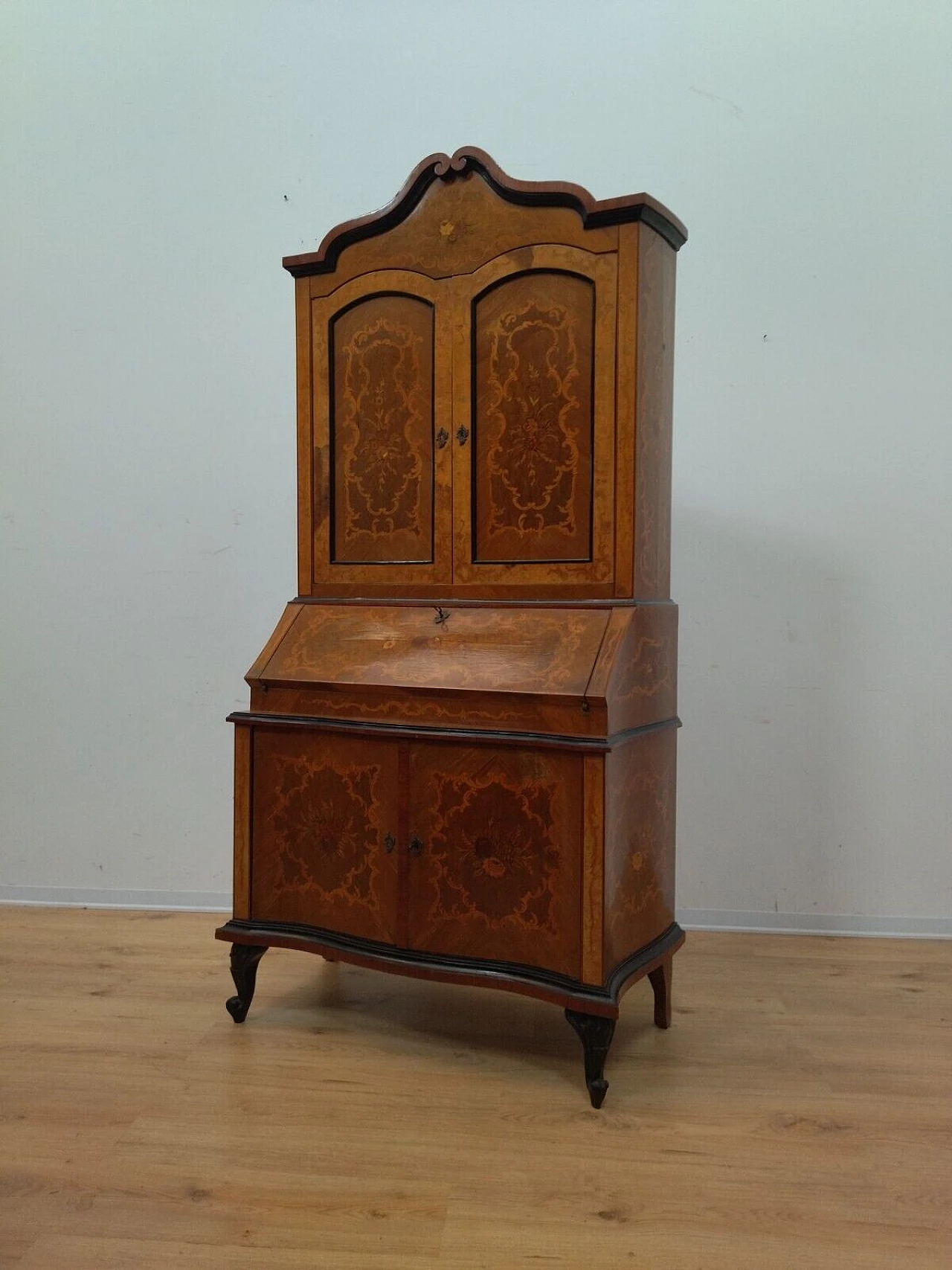 Inlaid walnut trumeau, early 20th century 14