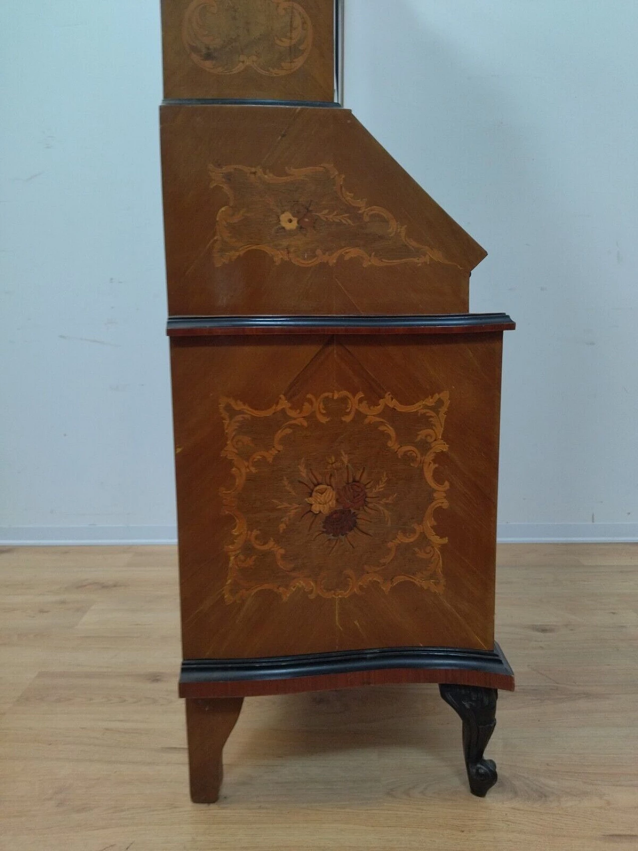 Inlaid walnut trumeau, early 20th century 20
