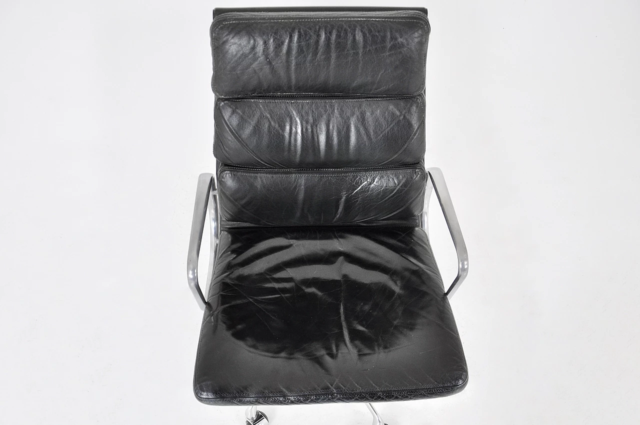 Ea 216 desk chair by Charles & Ray Eames for ICF, 1970s 8