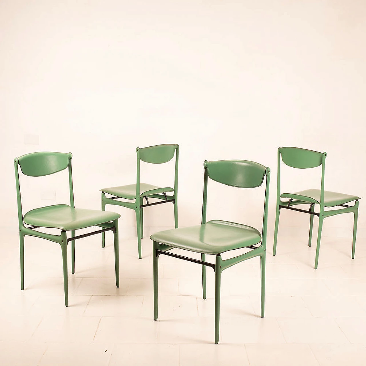 4 Green leather chairs by Tito Agnoli for Matteo Grassi, 1980s 2