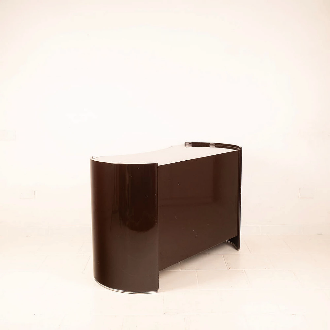 Cassettiera Aiace legno laccato a specchio di Benatti, 1966 4