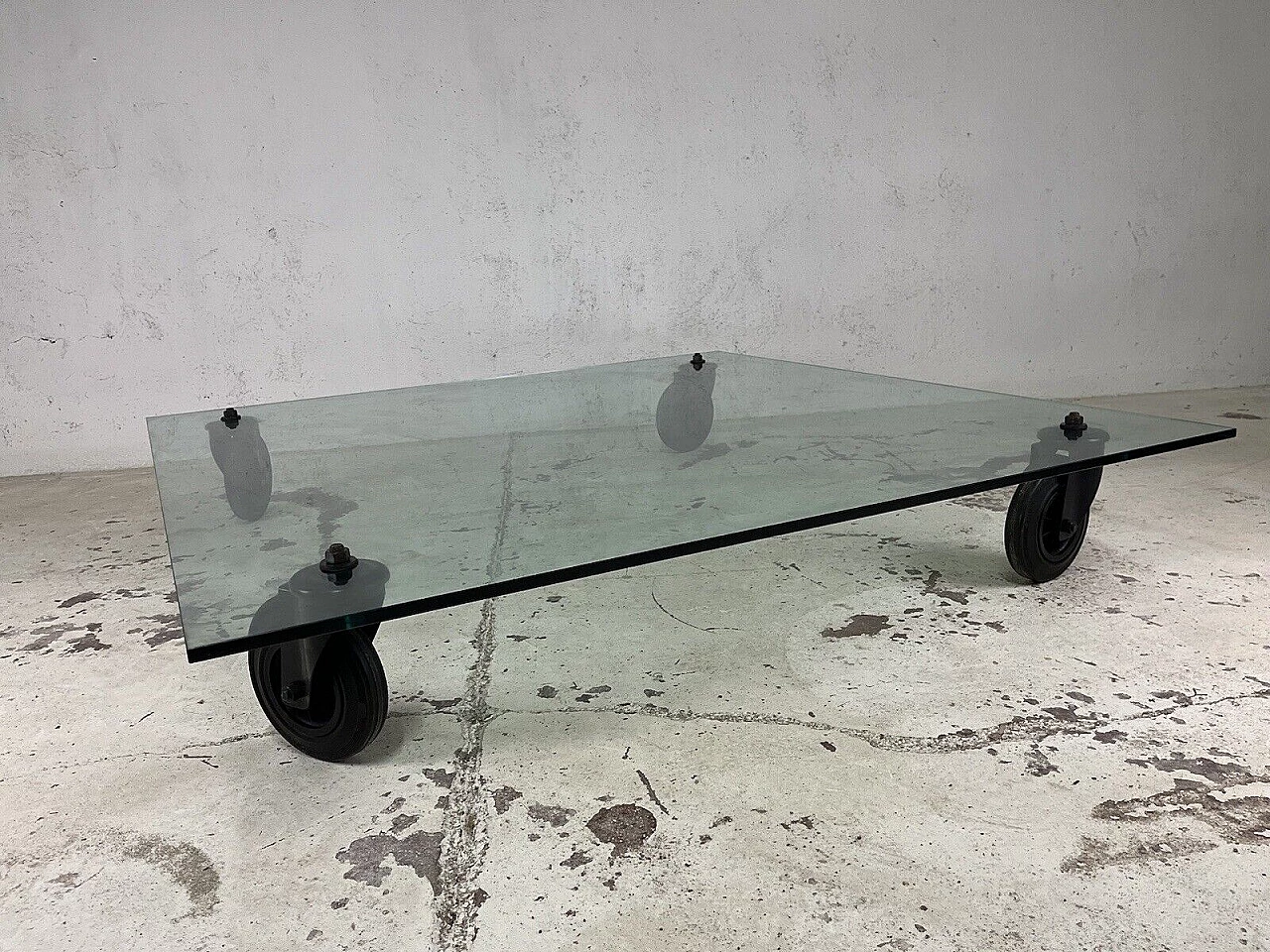 Glass coffee table by Gae Aulenti for Fontana Arte, 1970s 3