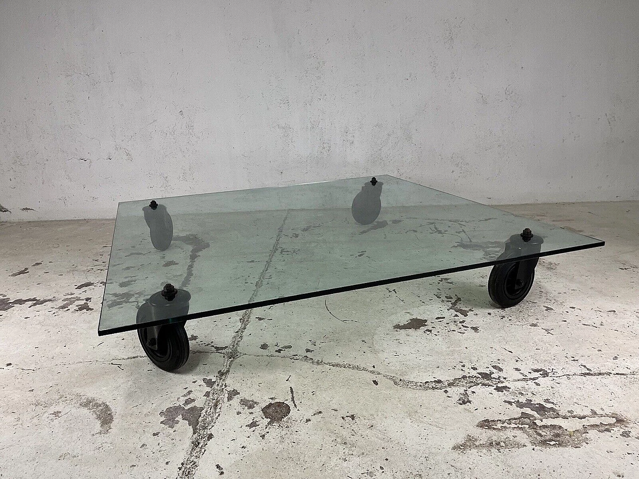 Glass coffee table by Gae Aulenti for Fontana Arte, 1970s 4