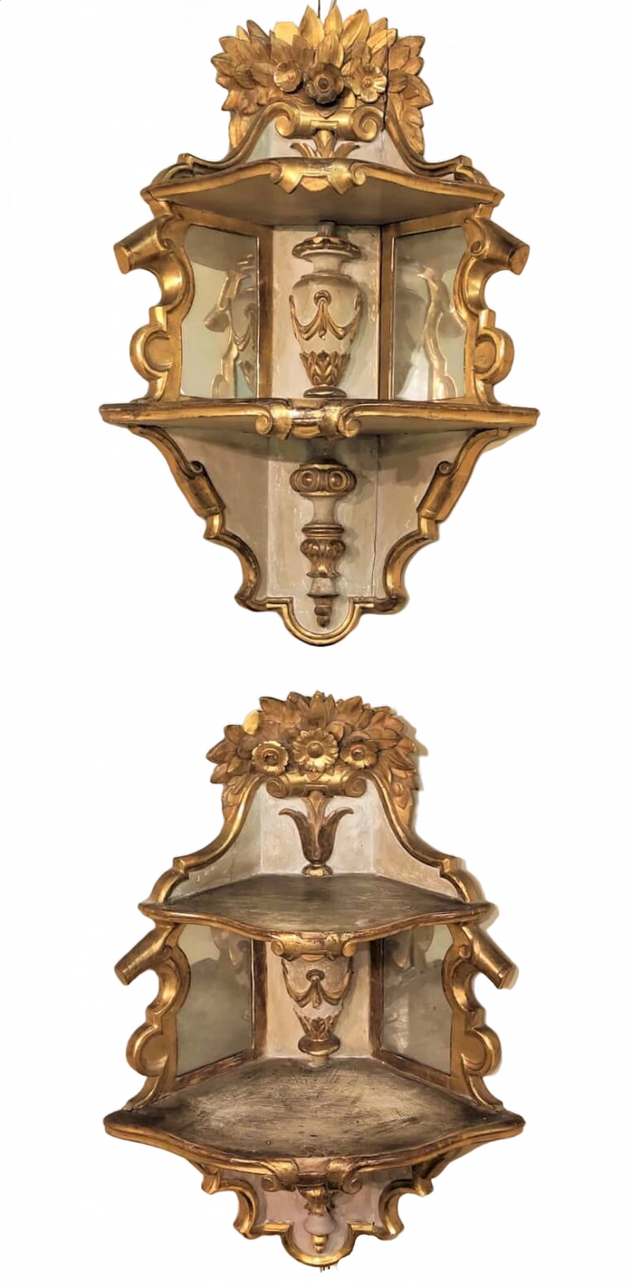 Pair of lacquered and gilded wood corner shelves, mid-19th century 8
