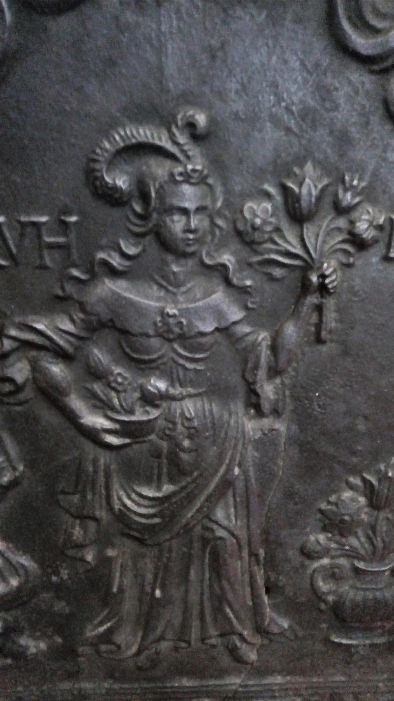 Cast iron fireplace plate in Louis XIII style, early 19th century 2