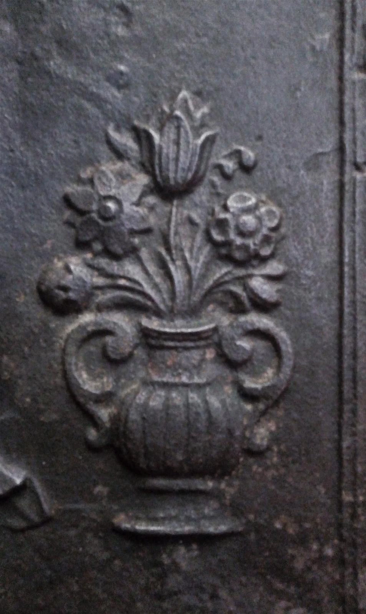 Cast iron fireplace plate in Louis XIII style, early 19th century 4