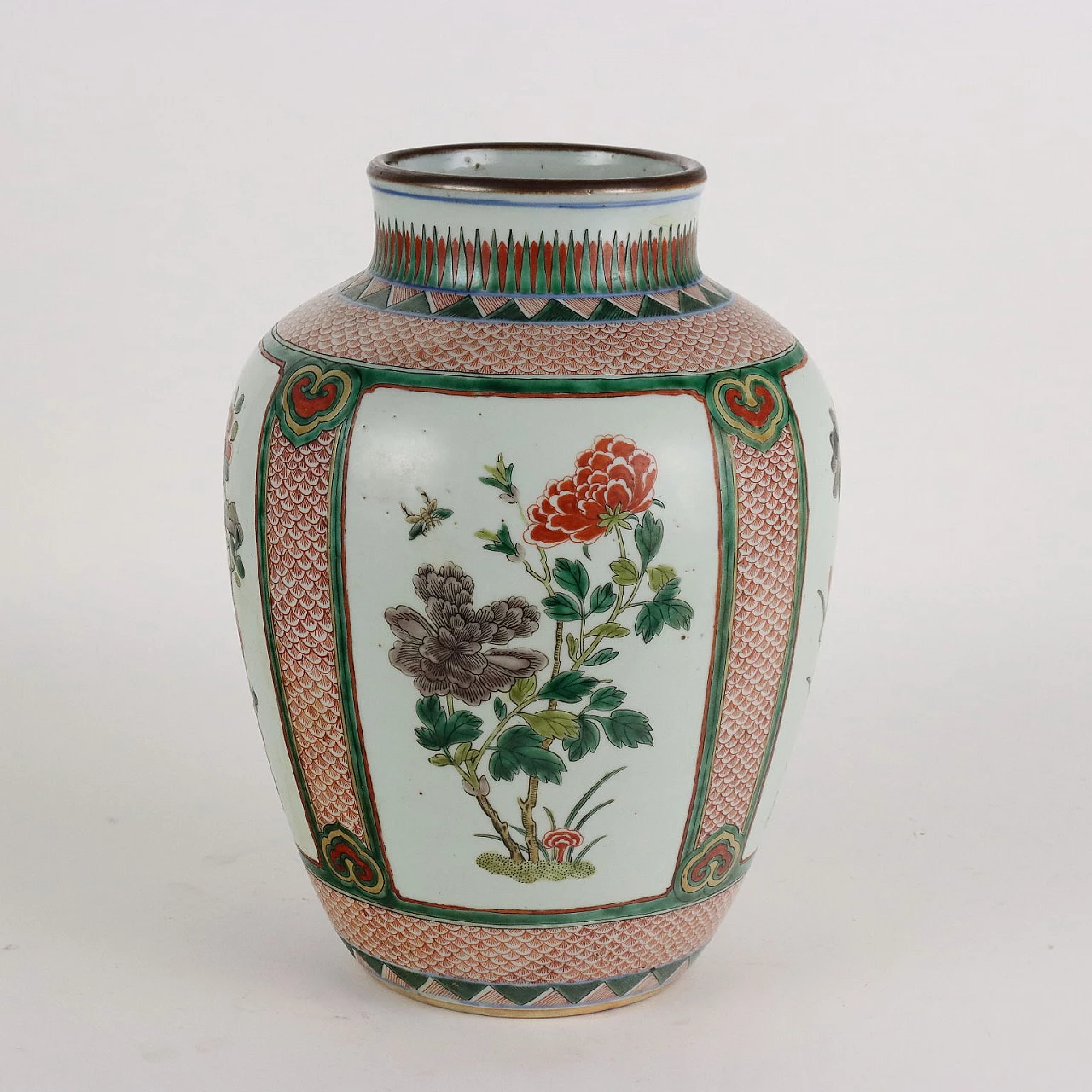 Vaso in porcellana dipinto a smalti Wucai, '600 3