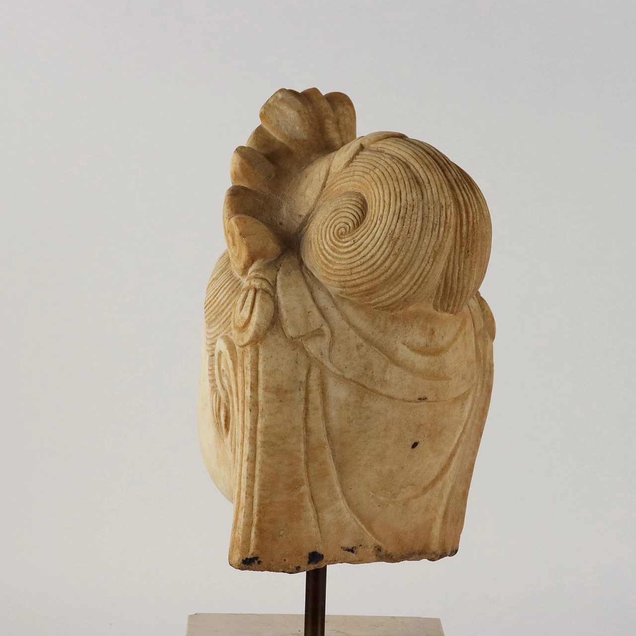 Guanyin's head, marble sculpture with travertine base 6