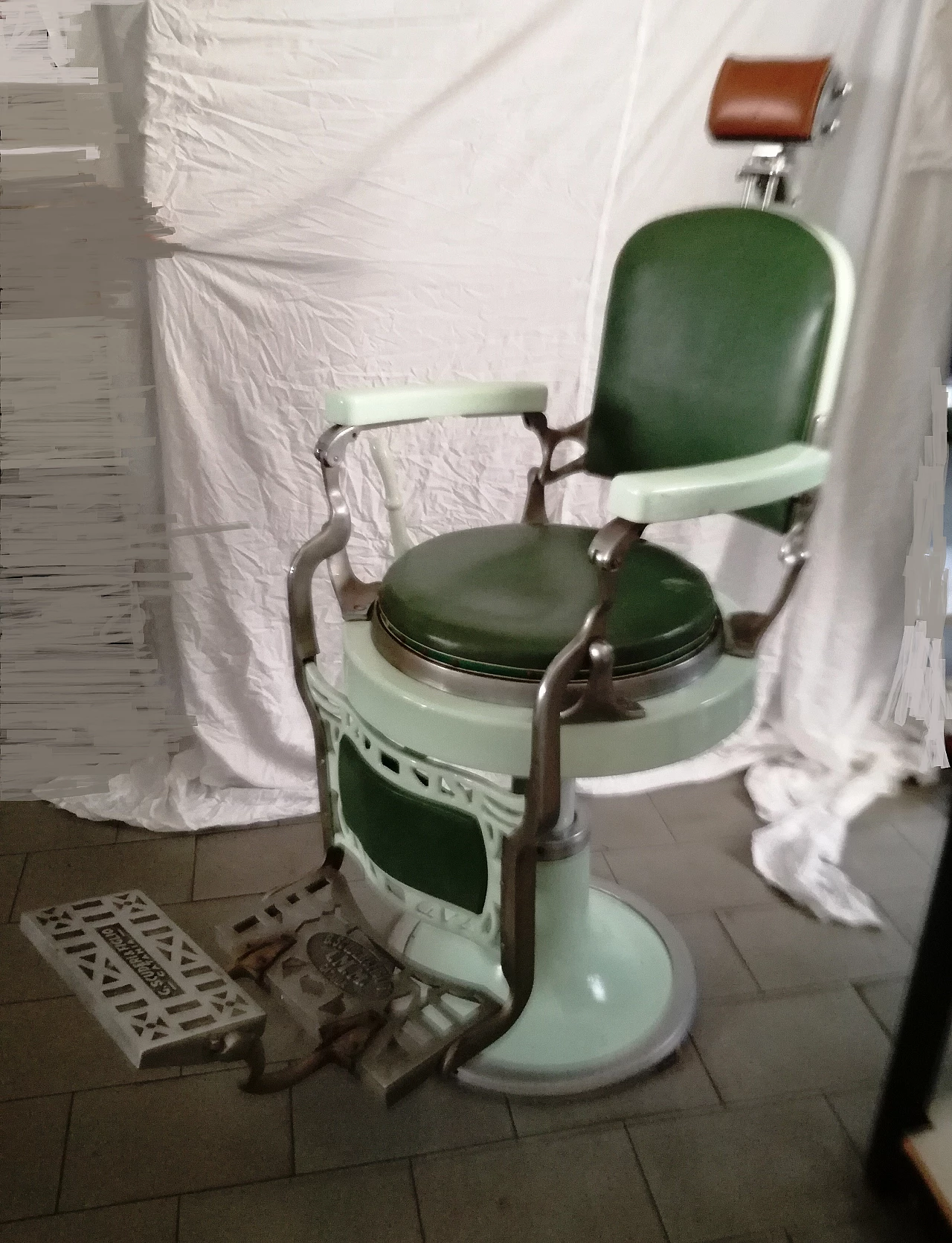 Aluminium, skai and ceramic barber's chair, 1930s 6