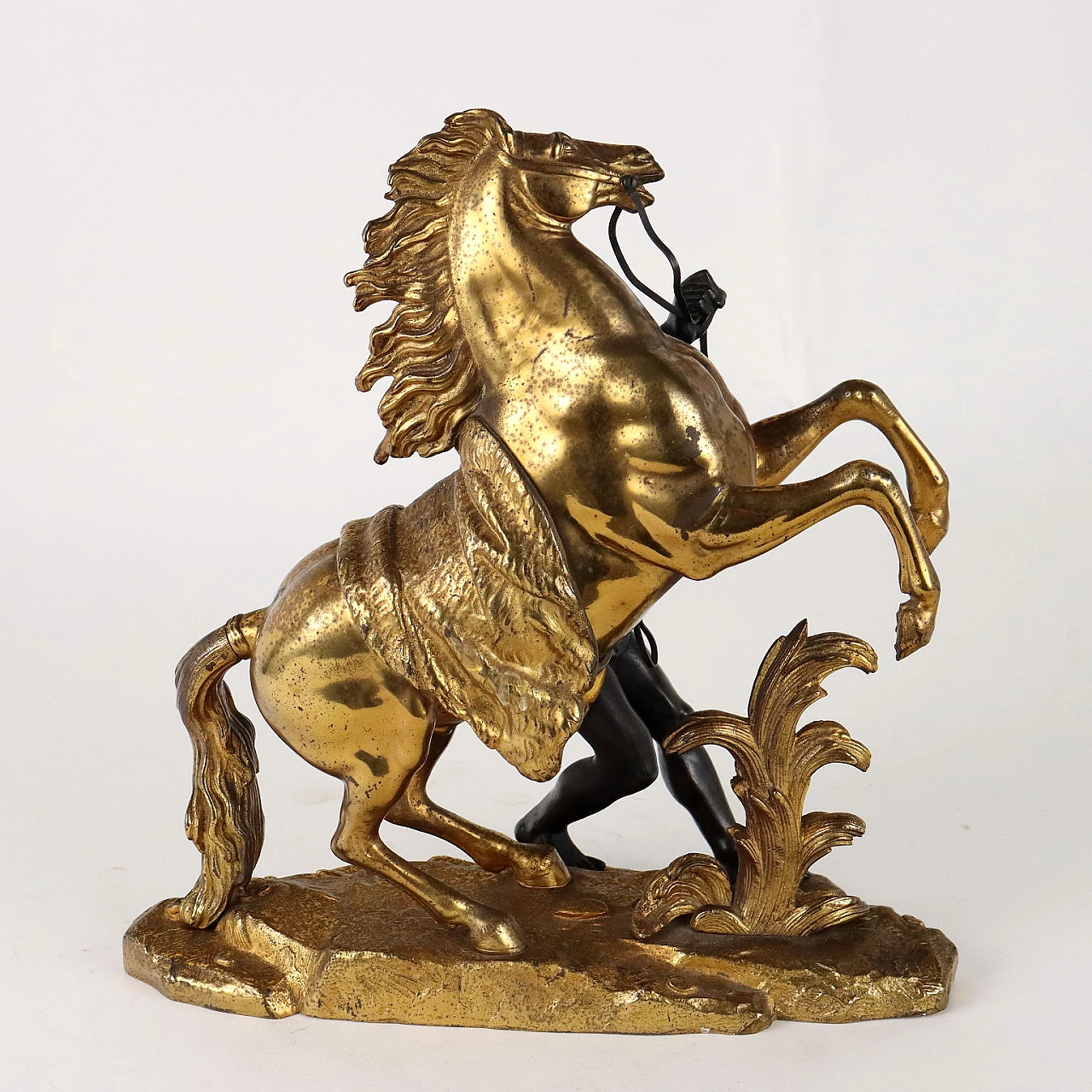 Bronze sculpture of tamer with horse, in Coustou's style, 19th century 6