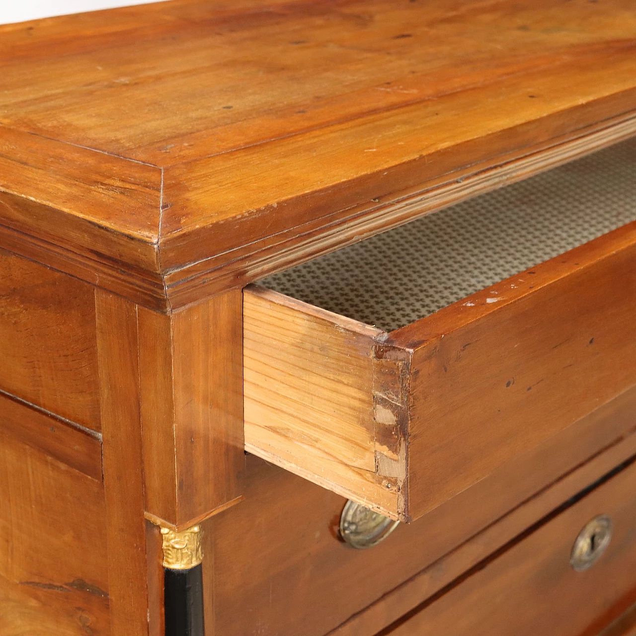 Walnut and fir chest of drawers with plinth feet, 19th century 3