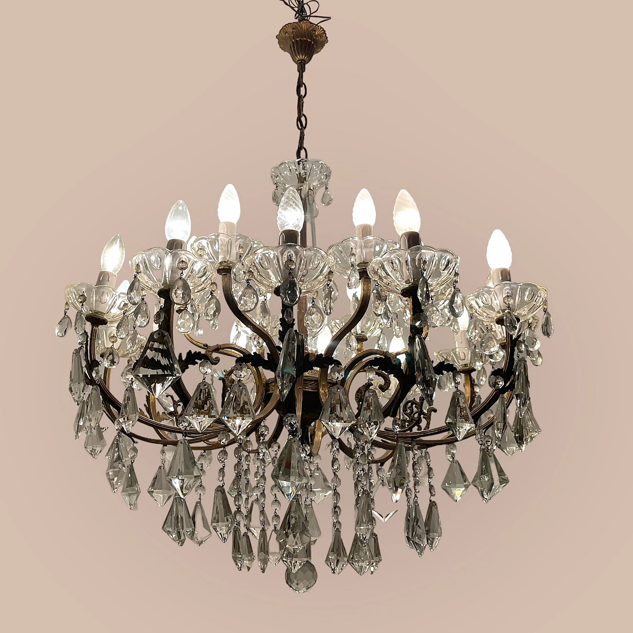 18-light Murano crystal and bronze chandelier, 1960s 2