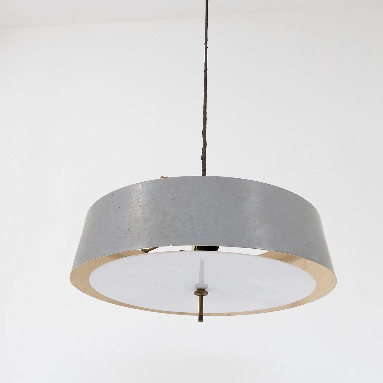 Lampadario saliscendi in metallo e plexiglass, anni '50 11