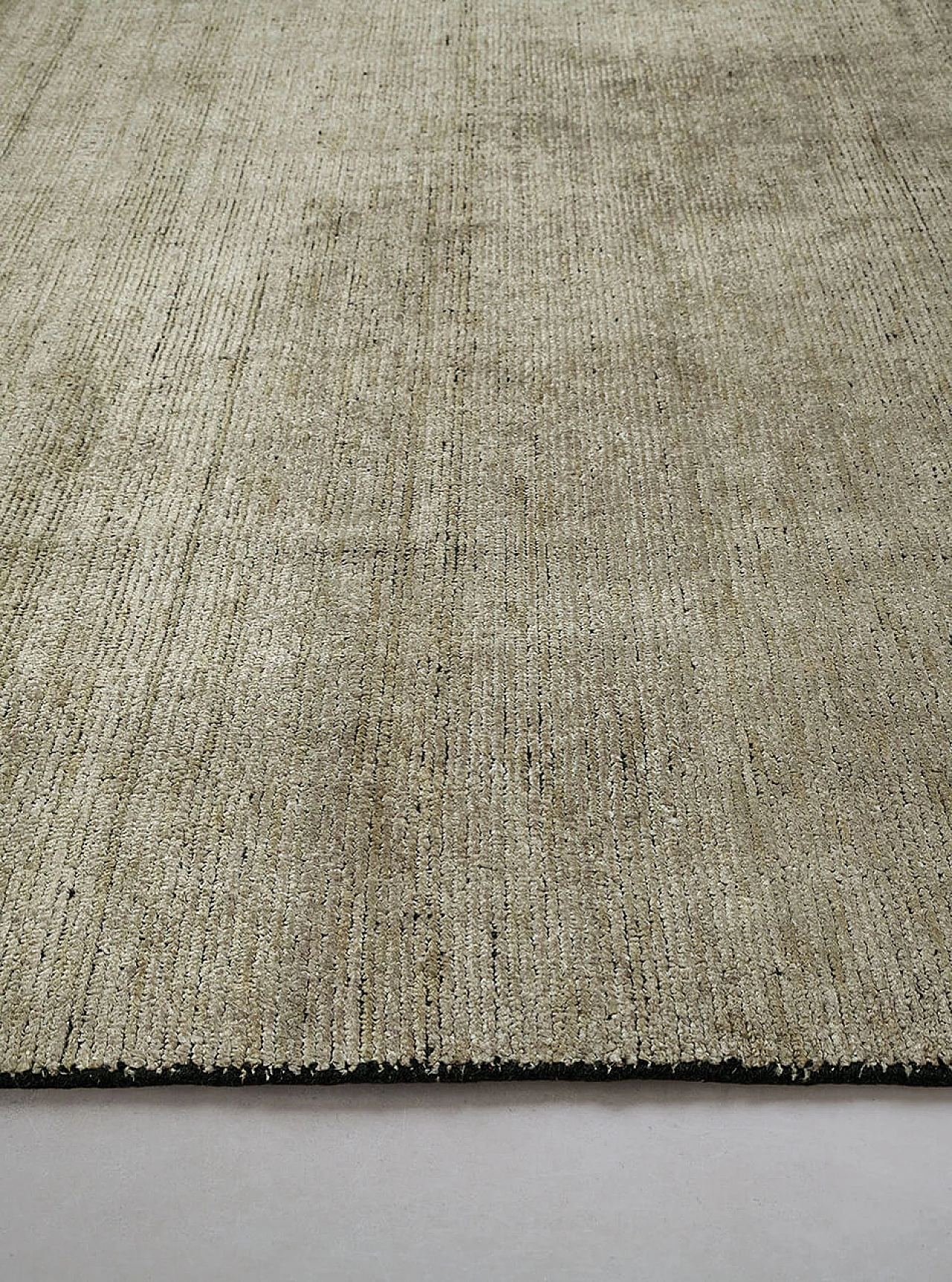 Wool and bamboo silk rug 1