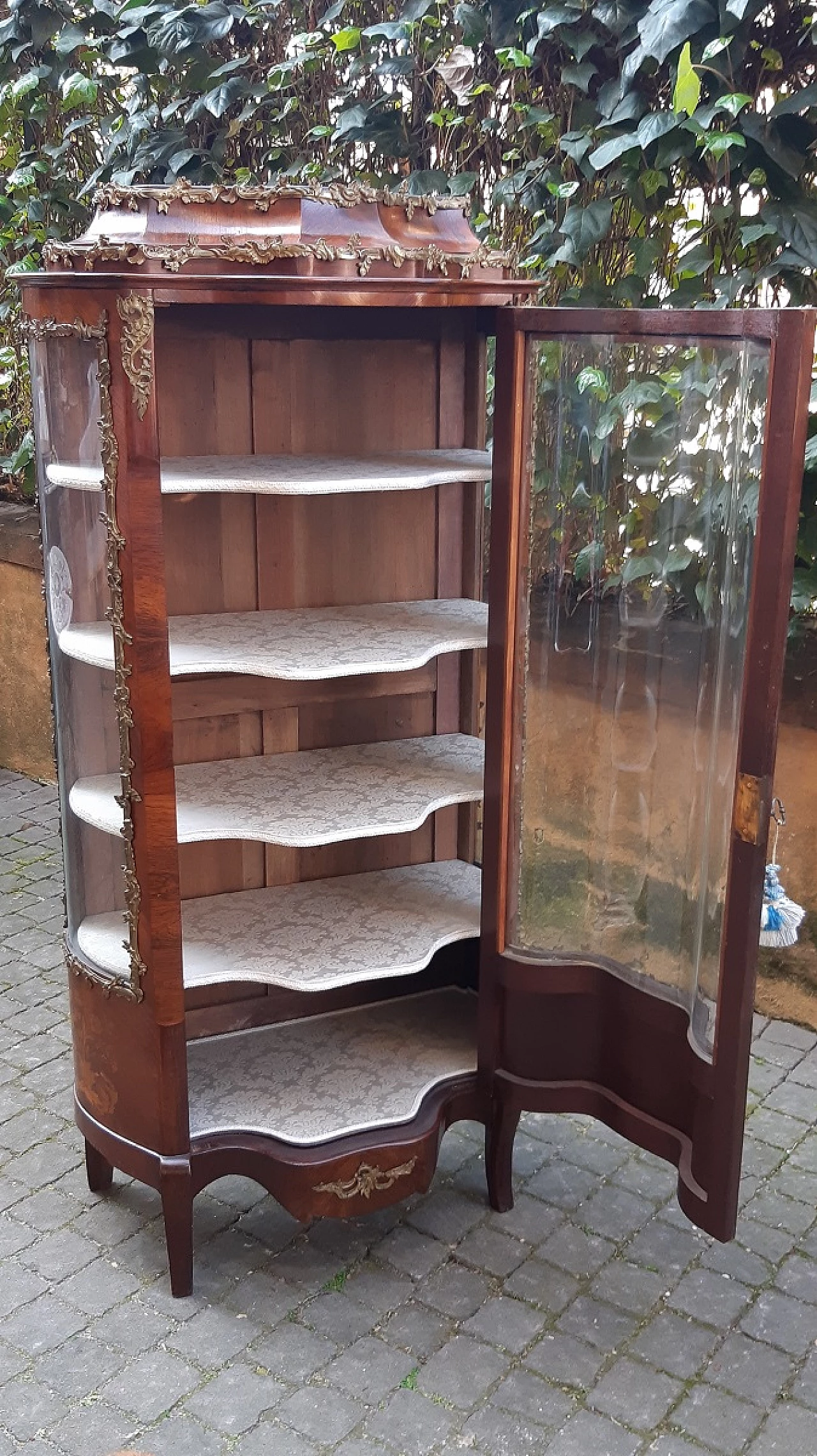 Napoleon III walnut display cabinet, second half of the 19th century 6