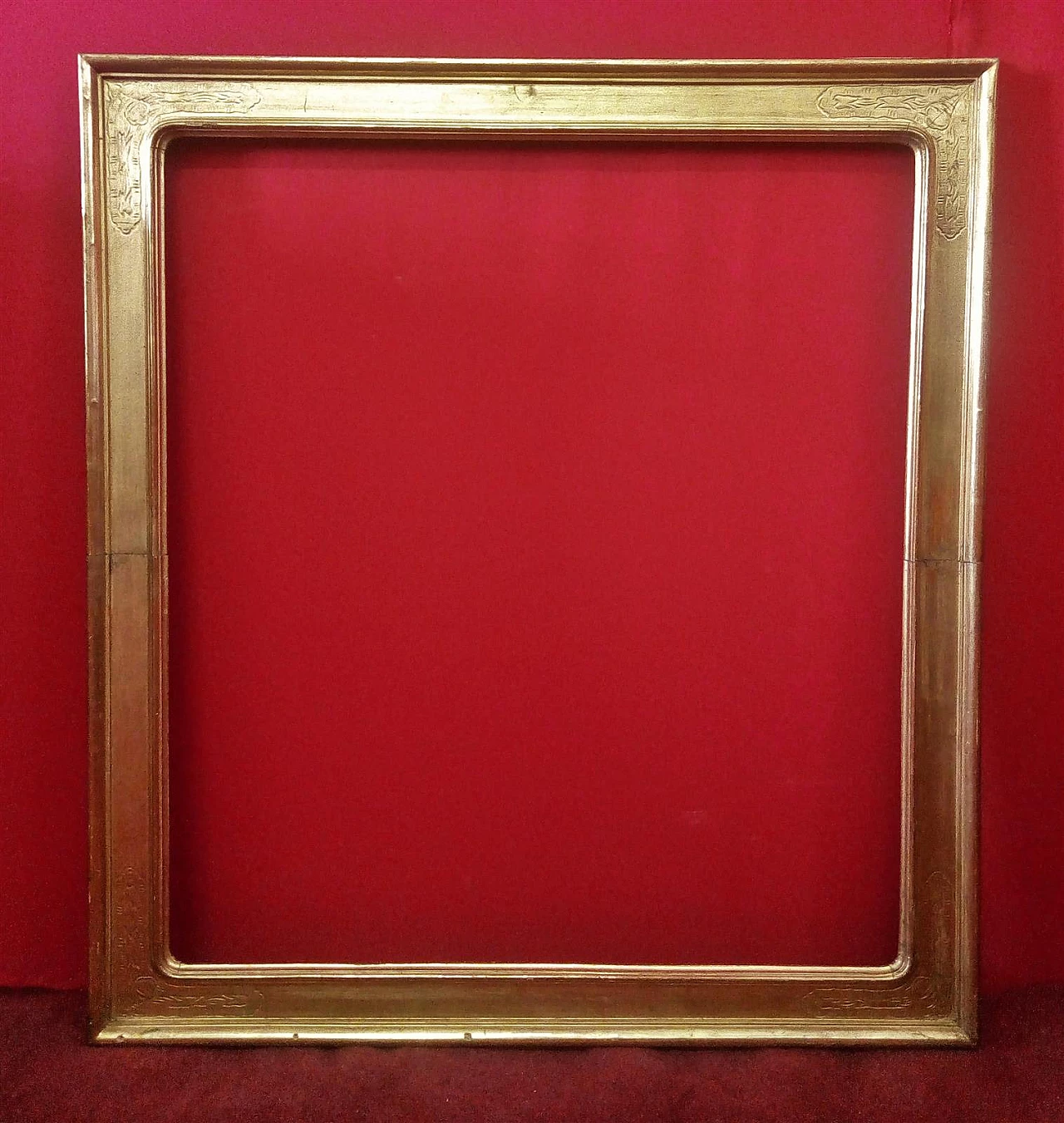 Gilded wood frame with engravings, second half of the 19th century 1