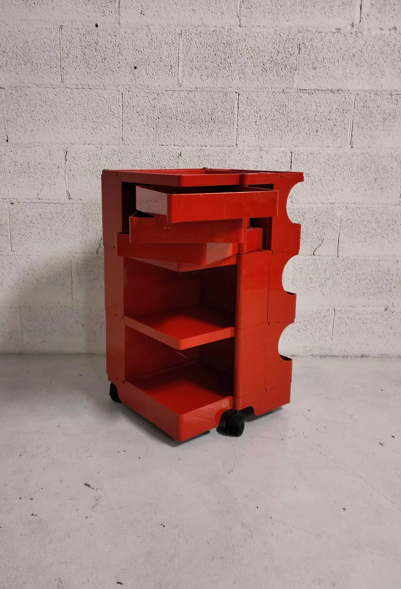 Carrello Boby rosso di Joe Colombo per Bieffeplast, anni '70 6