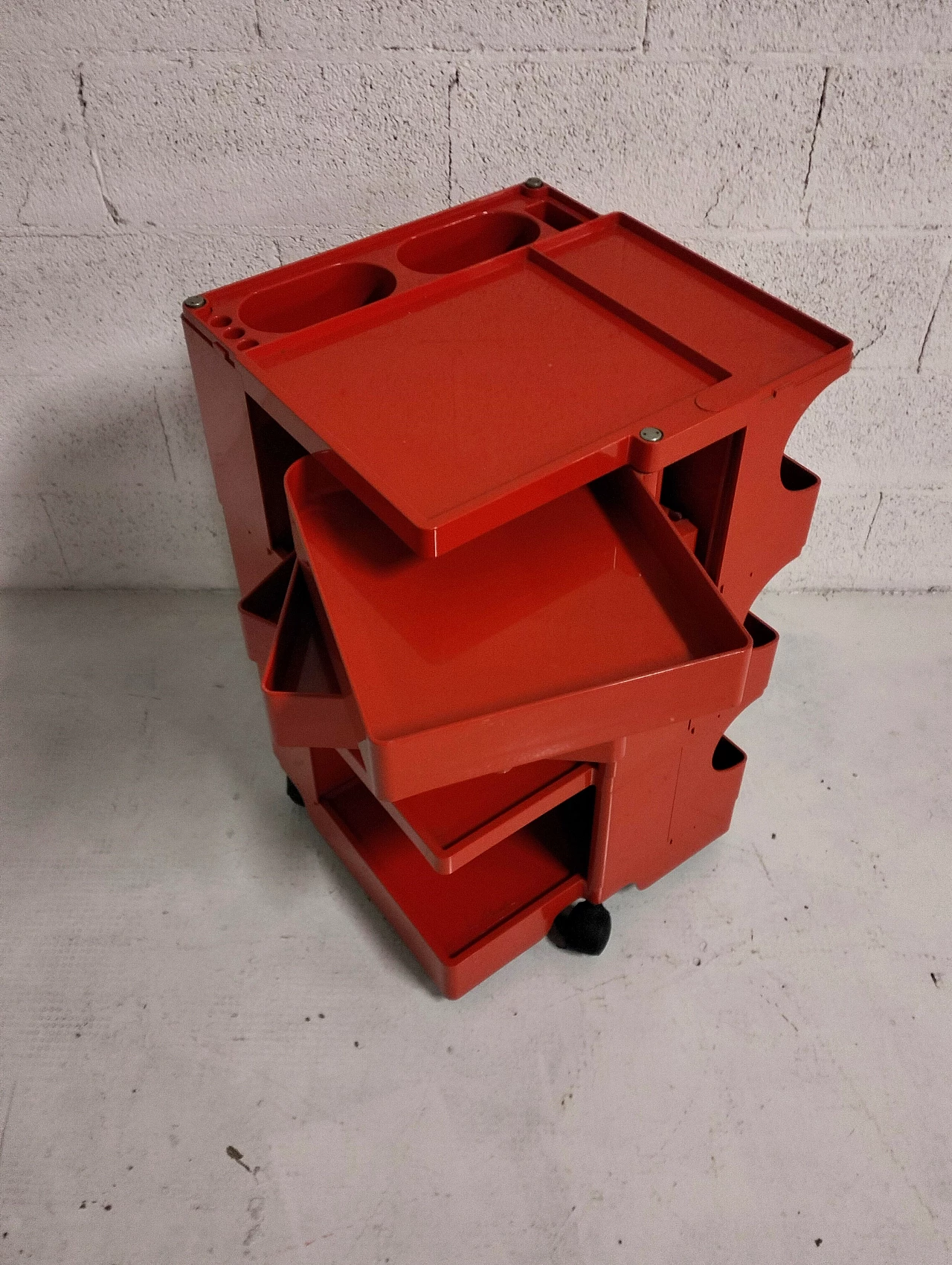 Red Boby trolley by Joe Colombo for Bieffeplast, 1970s 7