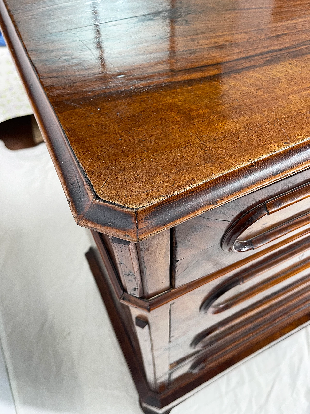 Chest of drawers with walnut burl decoration, late 19th century 18