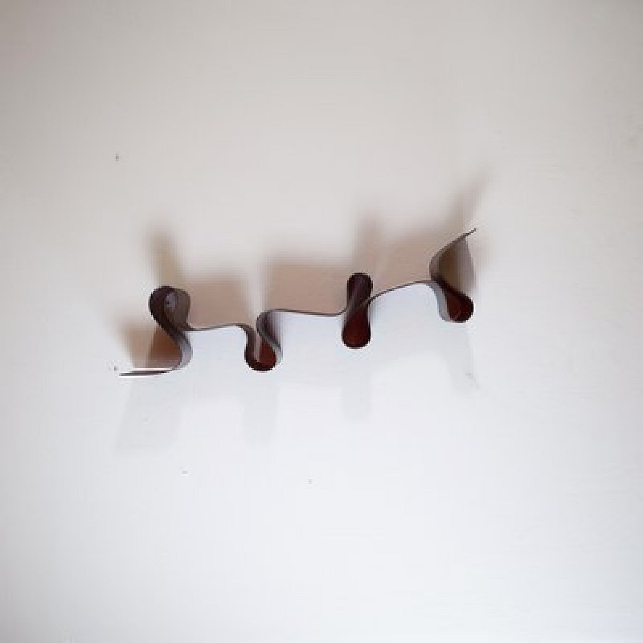 Libreria Rita in plastica rossa di Ron Arad per Kartell, anni '90 5