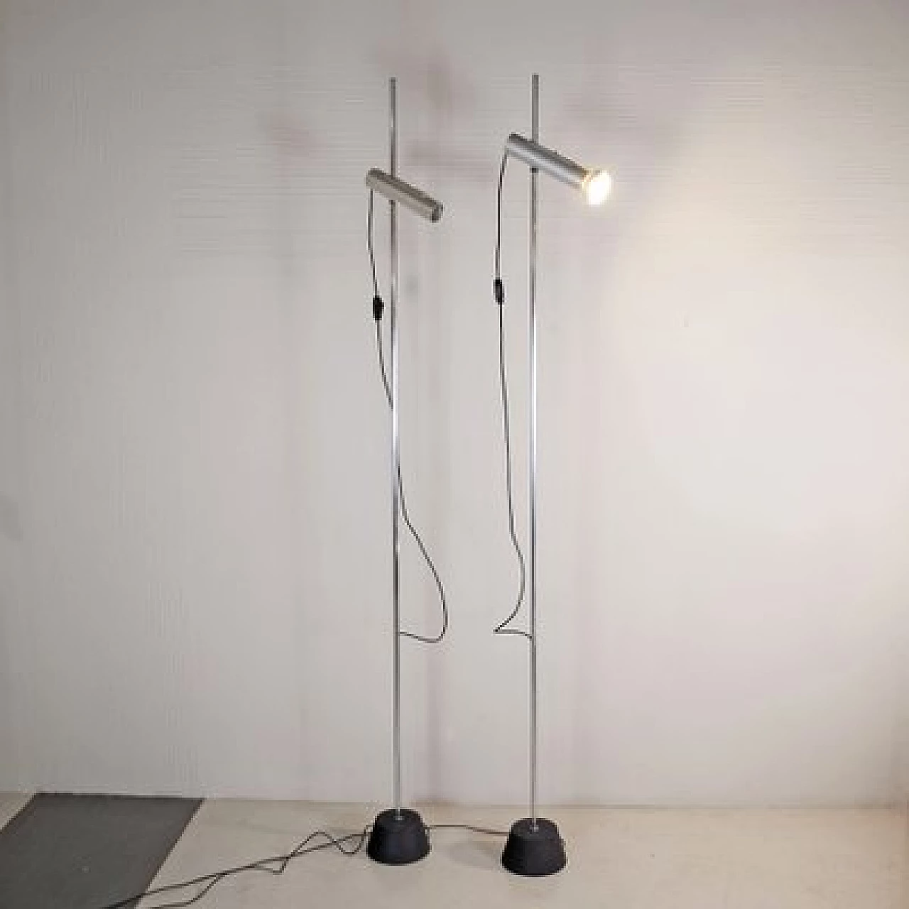 Lampada da terra 1074 di Gino Sarfatti per Arteluce, anni '50 6