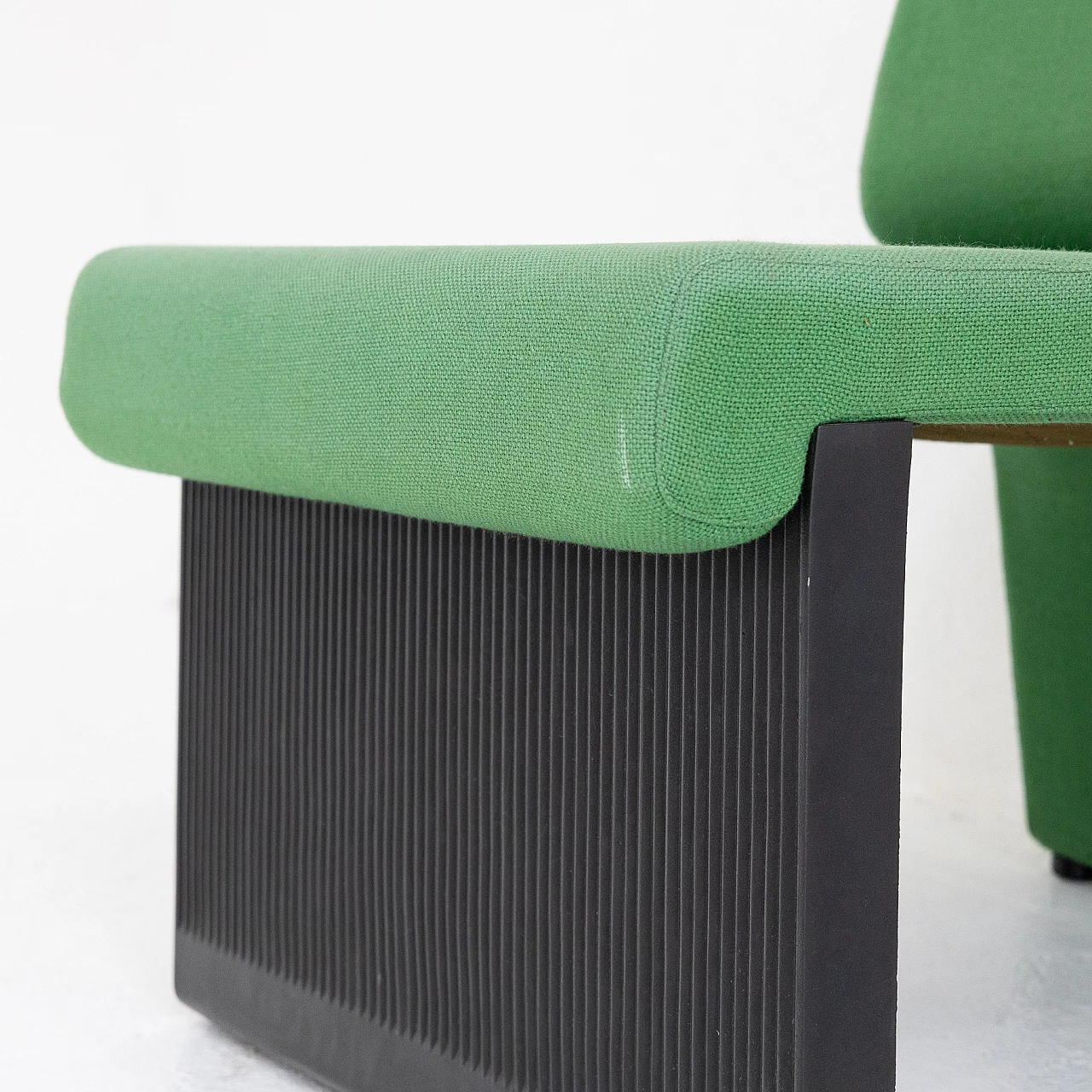 Pair of black plastic and green fabric armchairs, 1980s 8