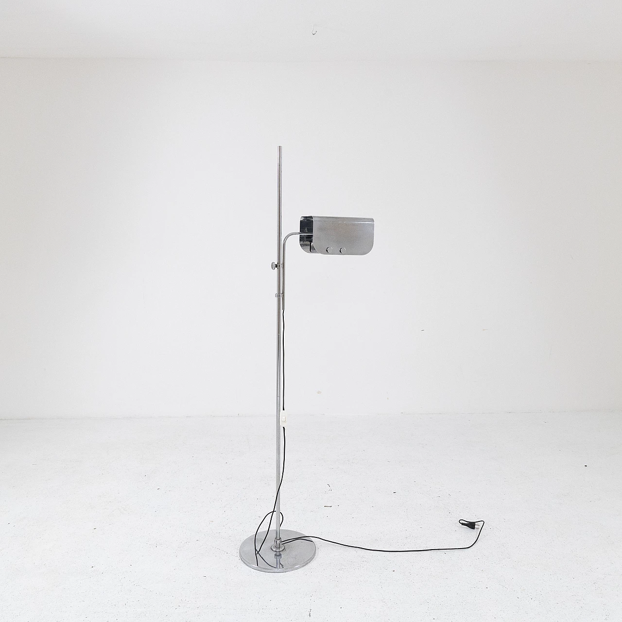 Chromed metal adjustable floor lamp, 1970s 9