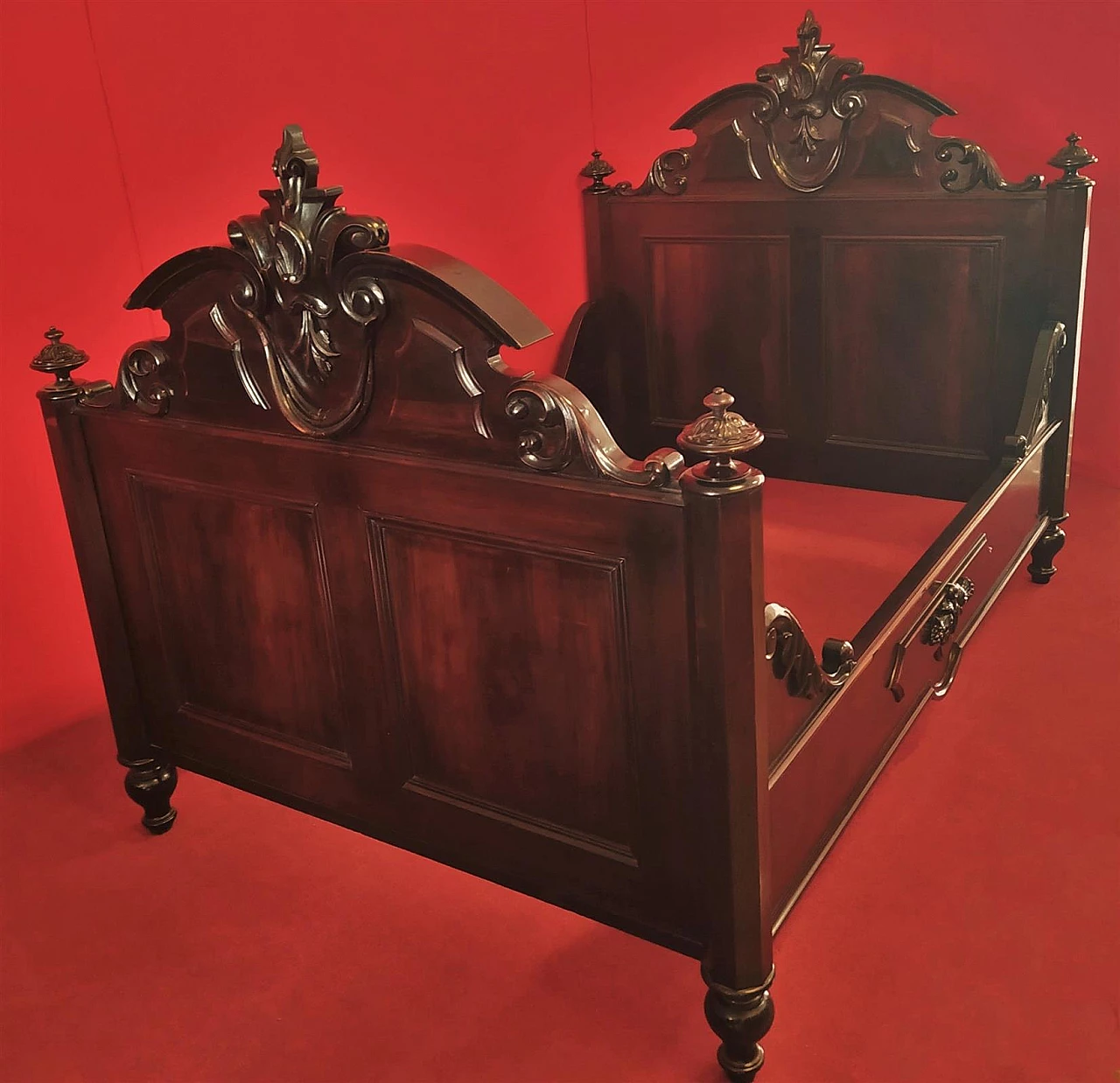 Rosewood bed, mid 19th century 1